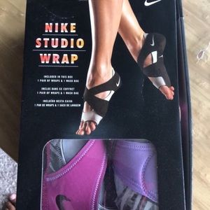 Brand New Nike Studio Wrap
